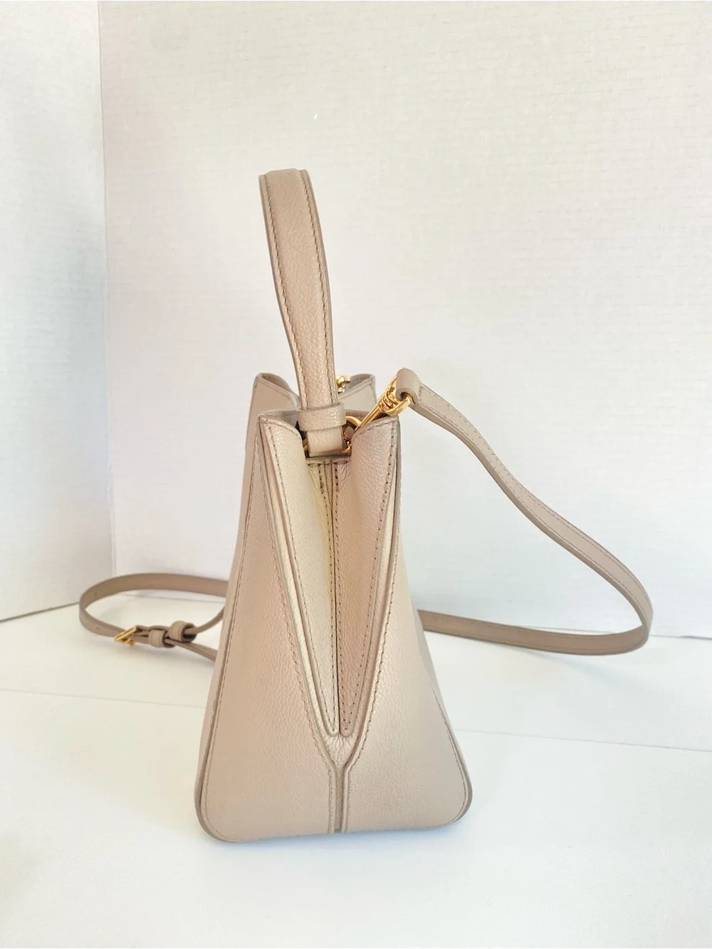 Tory Burch McGraw Small Bucket Bag